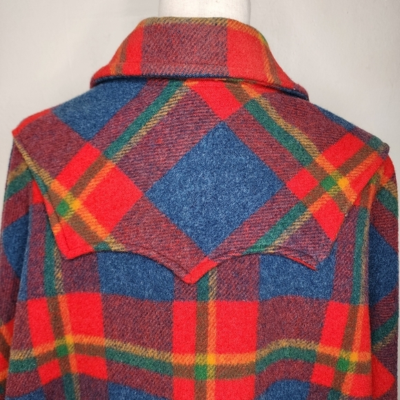 Vintage 70's Pioneer Wear Red Plaid Wool Collared Poncho Size Small - Picture 11 of 12